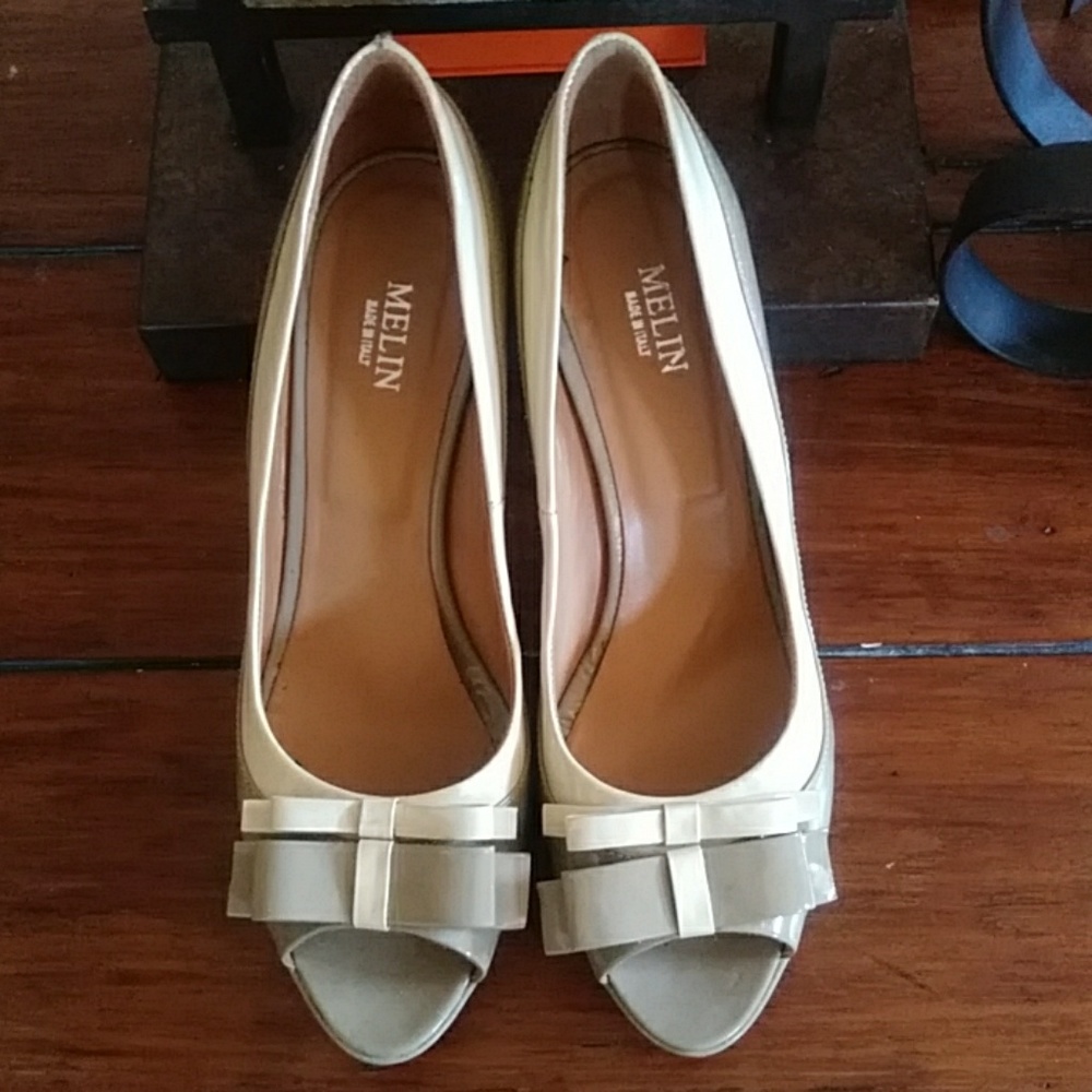Melin shoes.